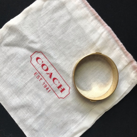 Gold bangle - Picture 4 of 7